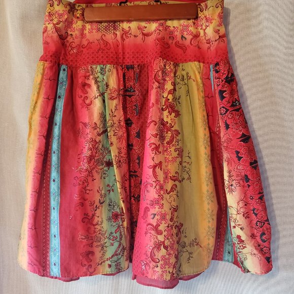 Xhilaration skirt size small red gold green blue floral stripe side zipper lined - Picture 2 of 5